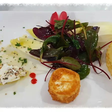 Hotel Restaurant Les 3 Chenes Fréjus